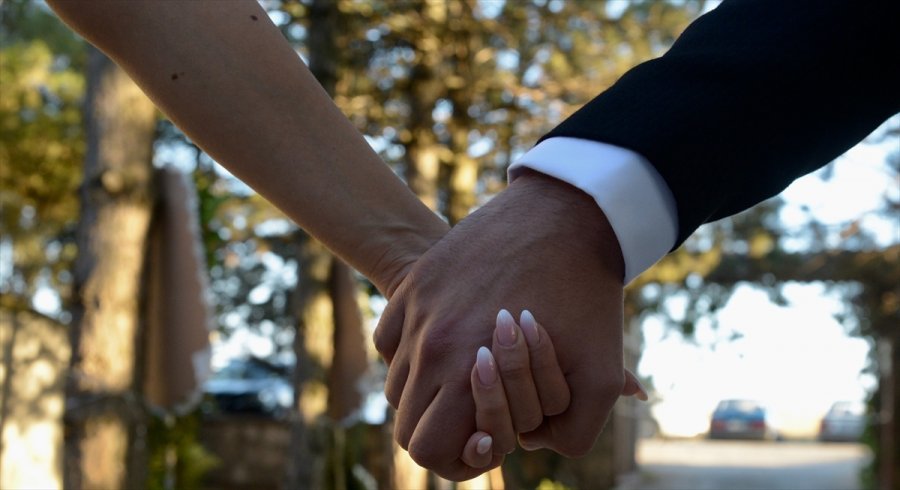 Şehit Çocuklarının Küçük Yaşta Başlayan Arkadaşlığı Evliliğe Uzandı