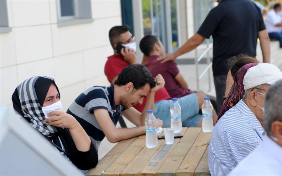 Antalya'da Otomobilin Çarptığı Kadın Öldü