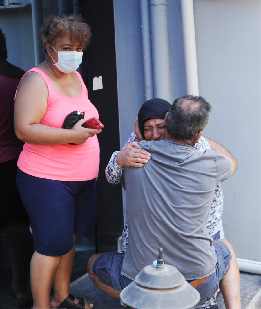 İş Aramak İçin Antalya'ya Gelen Genç, Kaldığı Apart Evde Ölü Bulundu