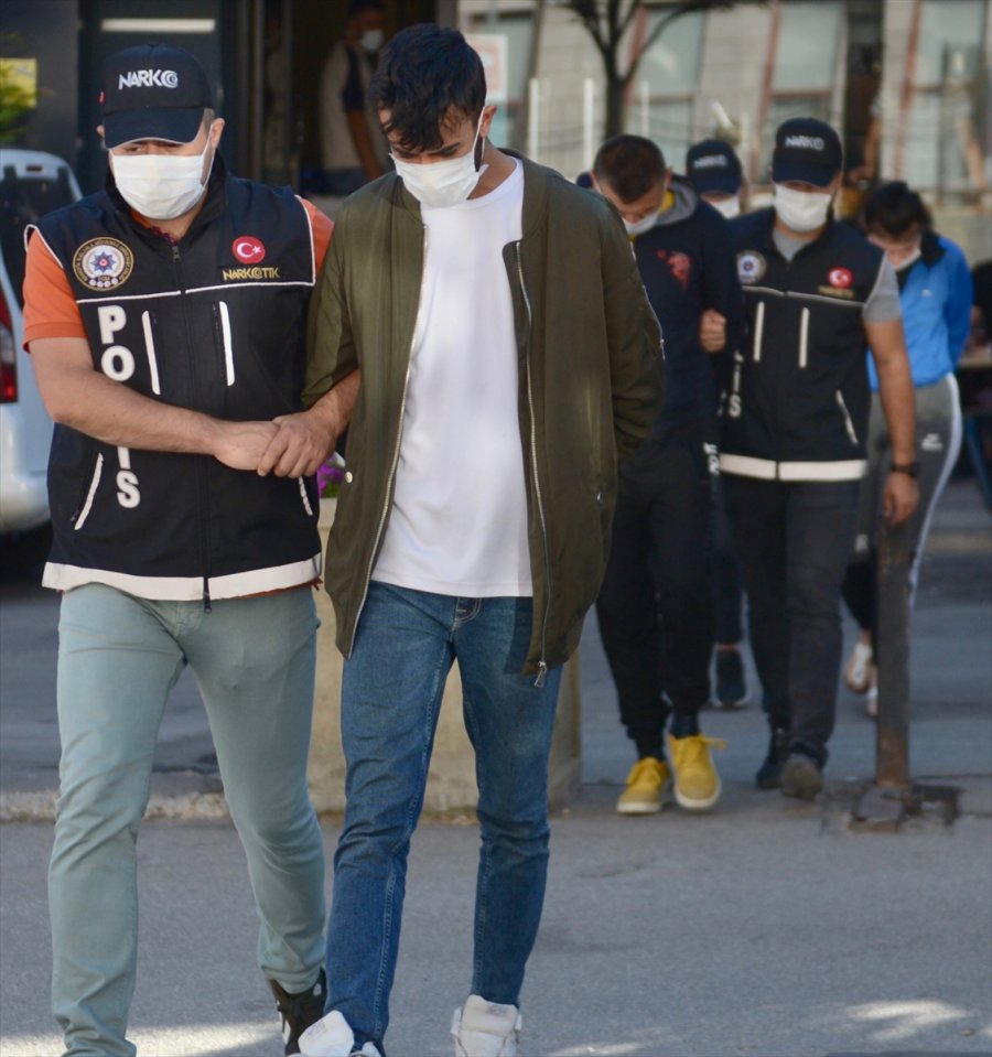 Eskişehir'de Uyuşturucu Operasyonunda Yakalanan 4 Zanlı Tutuklandı