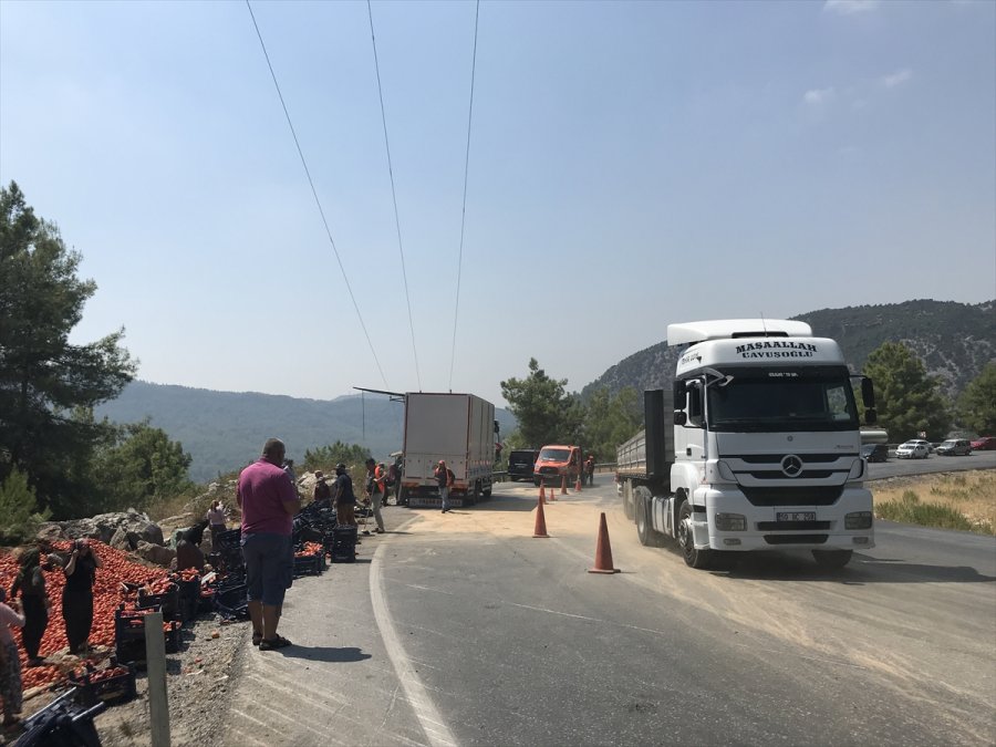 Freni Patlayan Kamyondan Atlayan Yolcu Hayatını Kaybetti