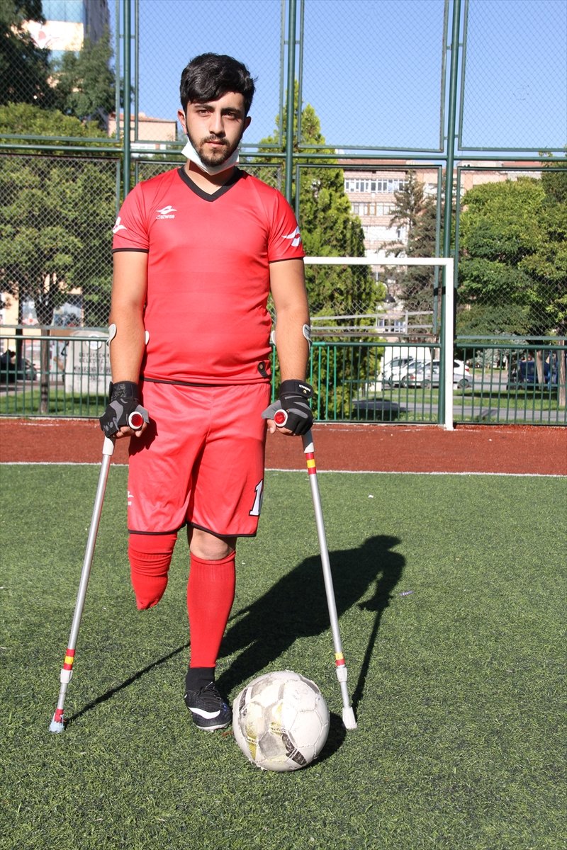 Kazada Bir Ayağını Kaybeden Ampute Futbolcunun Milli Takım Hayali