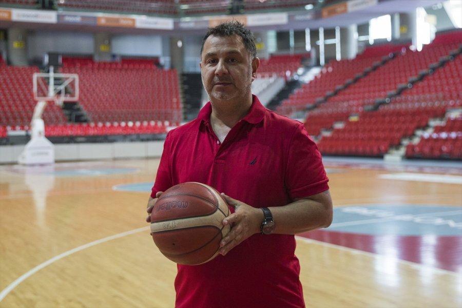 Bellona Kayseri Basketbol'un Başantrenörü Ayhan Avcı, 14. Sezonuna Hazırlanıyor