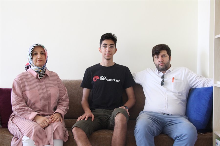 Üstün Yetenekli Eren, İstediği Bölümü Kazanarak Hayallerine Bir Adım Daha Yaklaştı