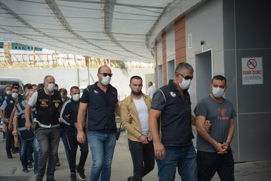 Eskişehir'deki Silahlı Saldırı Olaylarıyla İlgili 13 Şüpheliden 9'u Tutuklandı