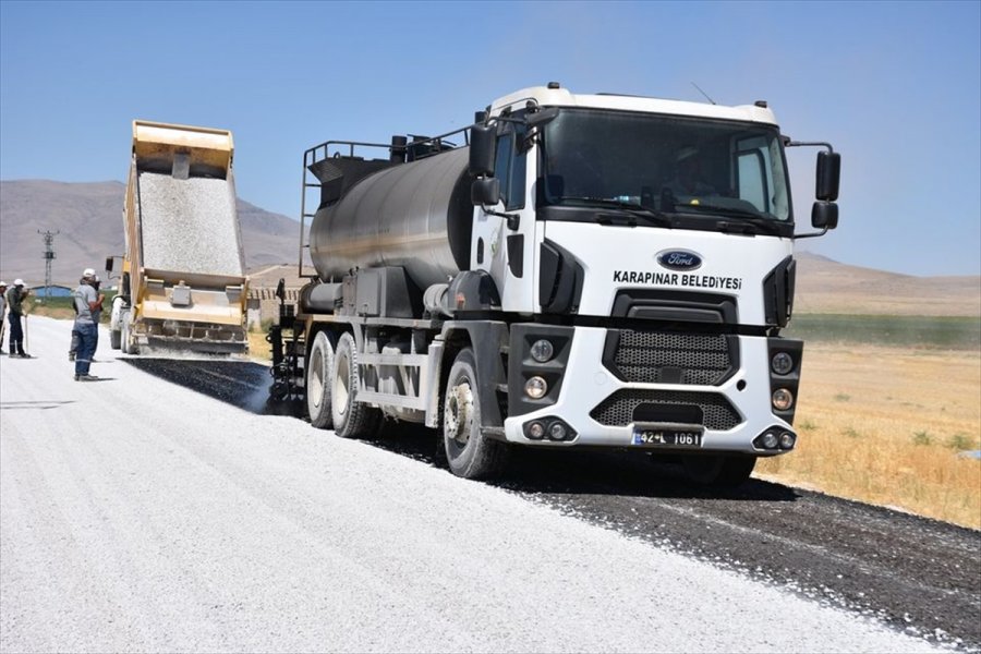 Karapınar'da Yol Yapım Çalışaması Sürüyor