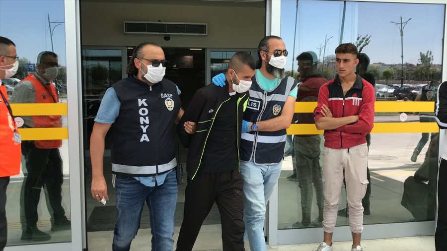 Konya'da Kapkaç Yöntemiyle Yaşlı Kadının Cüzdanını Çaldığı İddia Edilen Zanlı Yakalandı