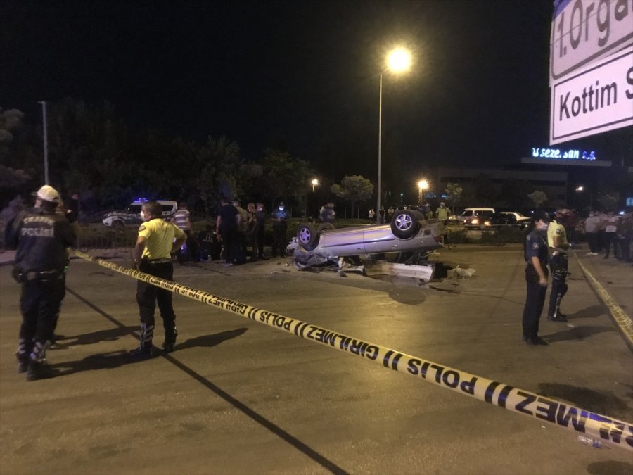 Konya'da Otomobil İle Kamyonet Çarpıştı: 1 Kişi Öldü, 3 Kişi Yaralandı