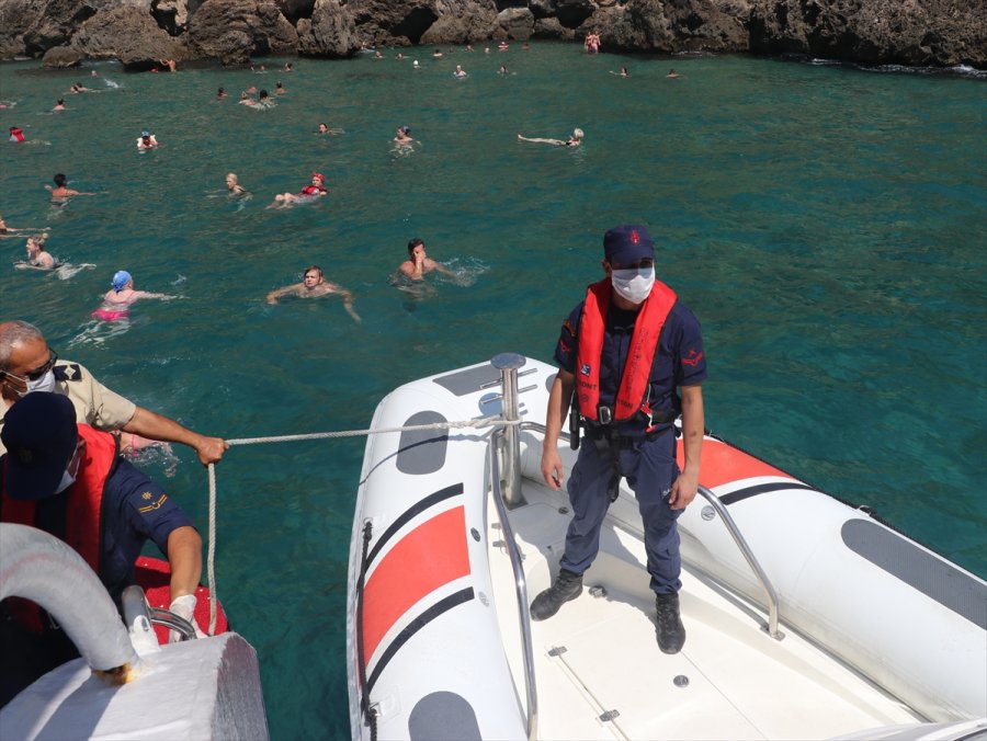 Sahil Güvenliğin Tekne Ve Plaj Denetimleri Turistlere Güven Verdi