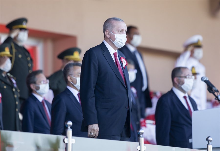 Milli Savunma Üniversitesi Harp Okulları Diploma Ve Sancak Devir Teslim Töreni