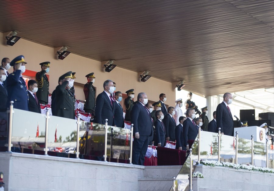 Milli Savunma Üniversitesi Harp Okulları Diploma Ve Sancak Devir Teslim Töreni