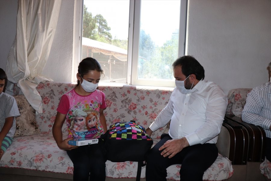 Akseki Belediye Başkanı Özkan'dan Yörük Kızı Emine'ye Hediye