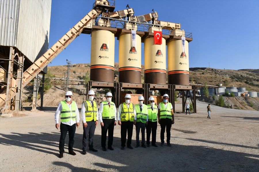 Ankara Büyükşehir Belediyesinin Üçüncü Asfalt Şantiyesi Üretime Başladı