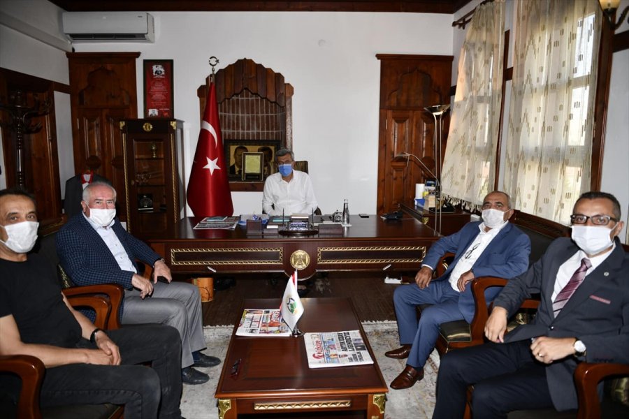 Ankara'da Üç İlçe Belediye Başkanı Beypazarı'nda Bir Araya Geldi