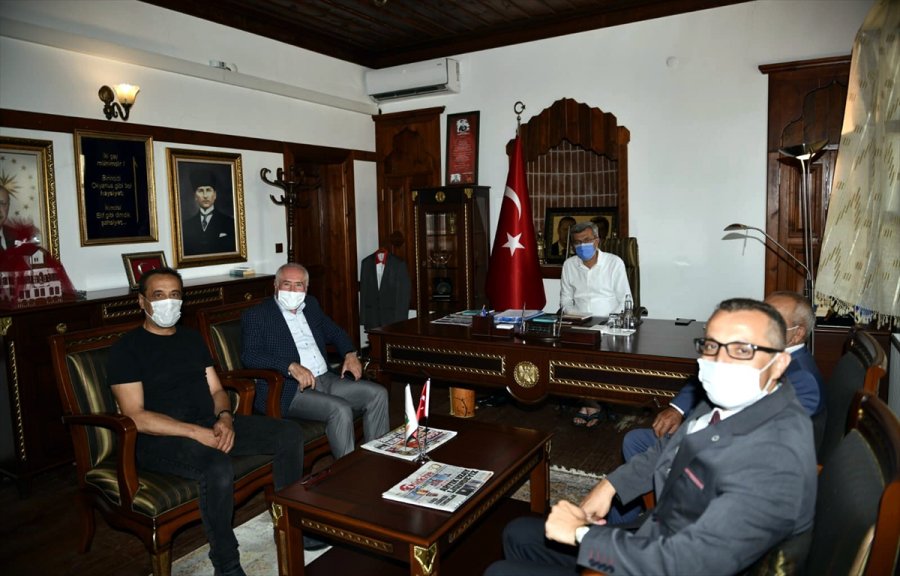 Ankara'da Üç İlçe Belediye Başkanı Beypazarı'nda Bir Araya Geldi