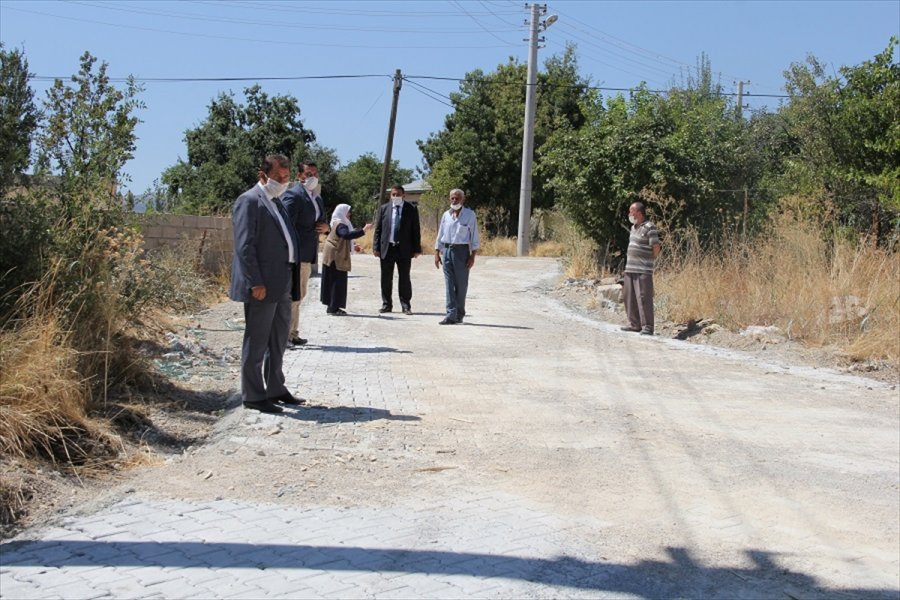 Kaymakam Vekili Kılınç, Ahırlı'da Mahalle Yollarını İnceledi