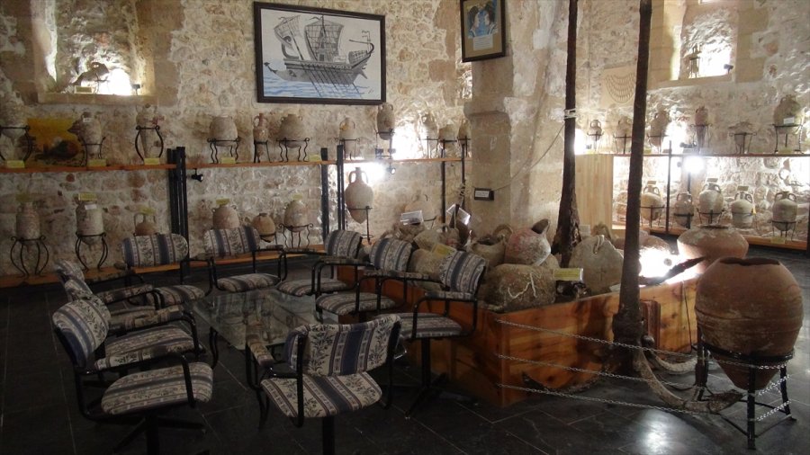 Taşucu Amphora Müzesi Ziyaretçilerini Bekliyor