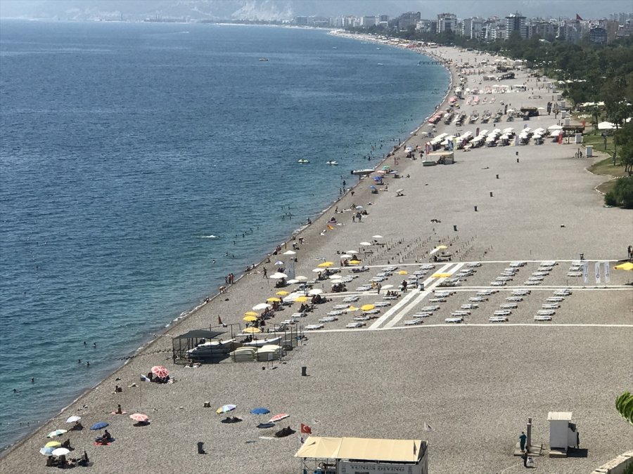Antalya, 8 Ayda 1 Milyon 558 Bin Turistin Adresi Oldu