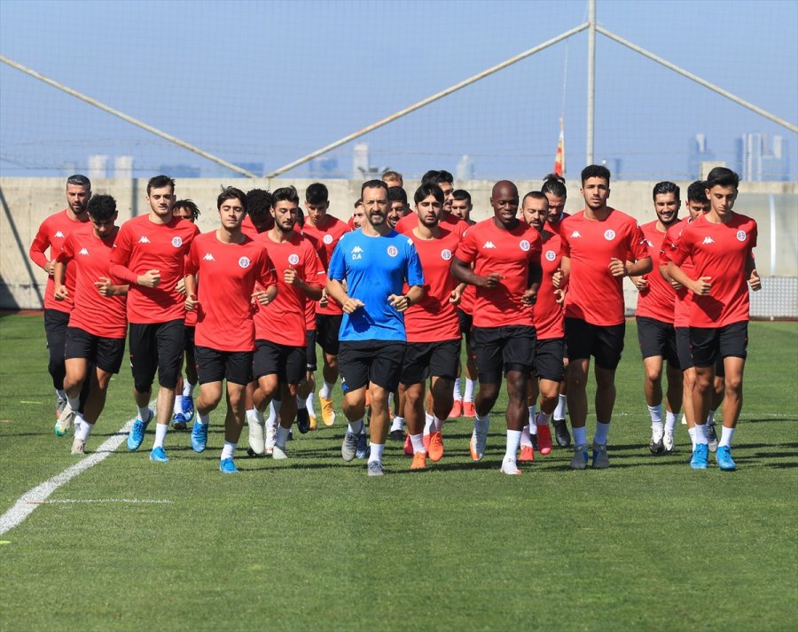 Antalyaspor'da Yeni Sezon Hazırlıkları Sürüyor