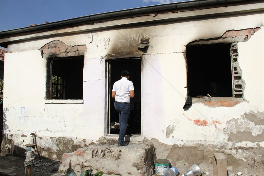 Kayseri'de Müstakil Evde Çıkan Yangında 6 Kişi Yaralandı