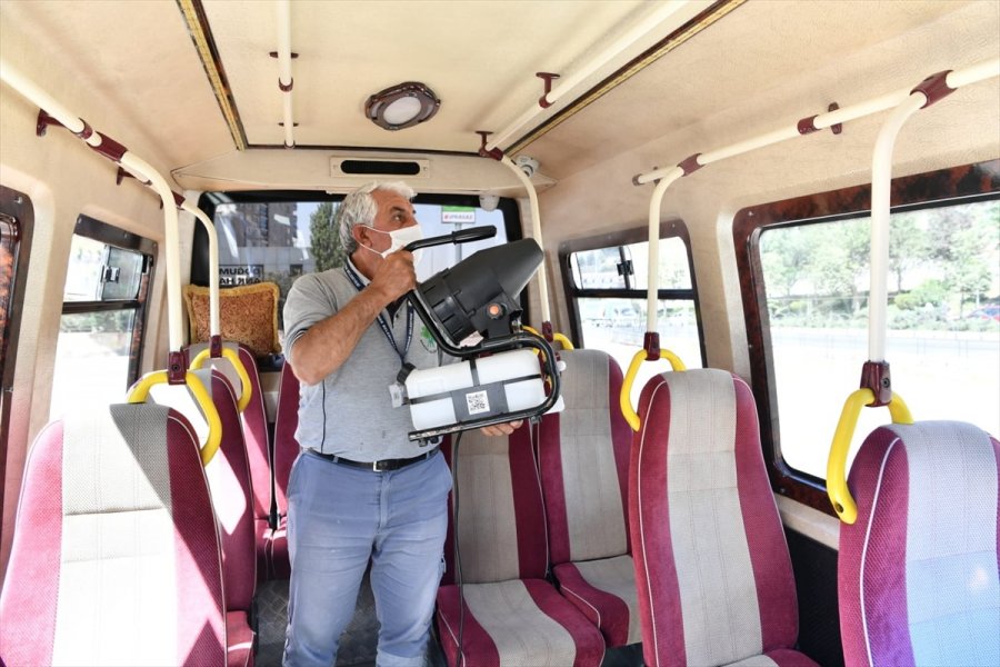 Mamak'ta Araçlar Dezenfekte Ediliyor