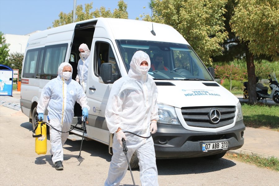 Antalya'da Okullar Sınav Öncesi Dezenfekte Edildi
