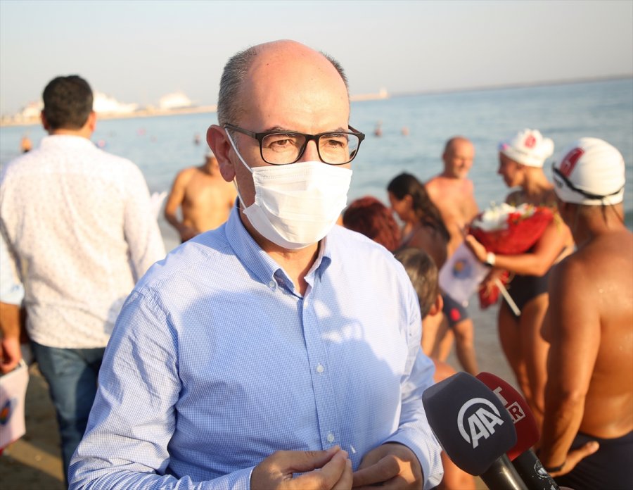 Hacettepeli Yüzücüler Kktc'den Mersin'e Barış İçin Kulaç Attı