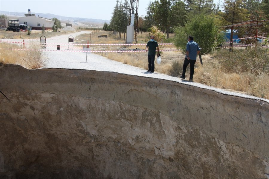 Grafikli - Konya'da Obruk Oluşabilecek Bölgeler Uydu Görüntüleriyle Tespit Edilecek