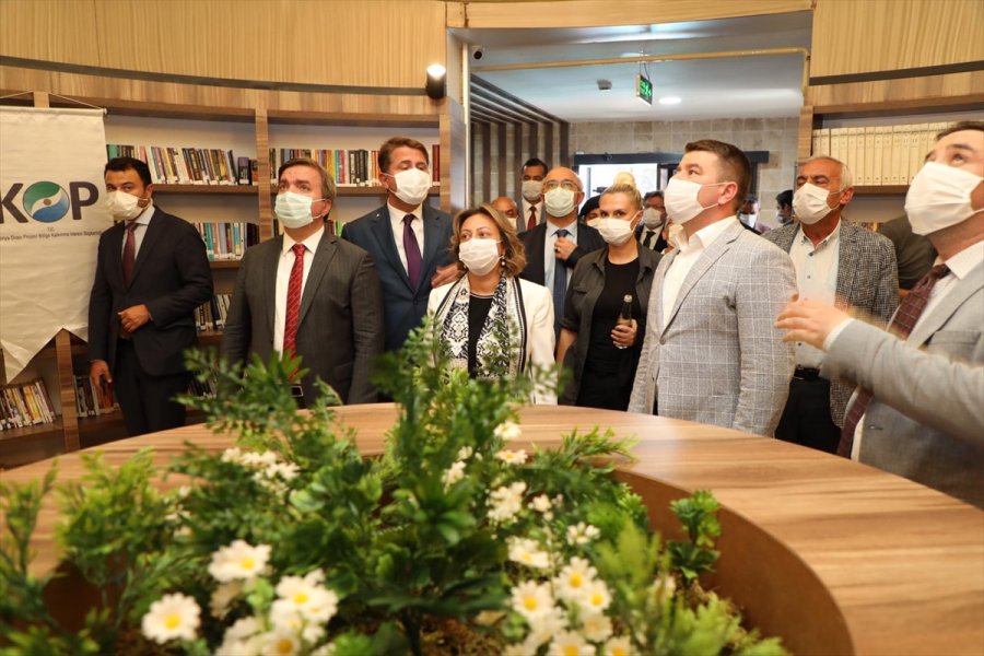 Kültür Ve Turizm Bakan Yardımcısı Yavuz, Aksaray'daki Millet Kıraathanesinin Açılış Törenine Katıldı: