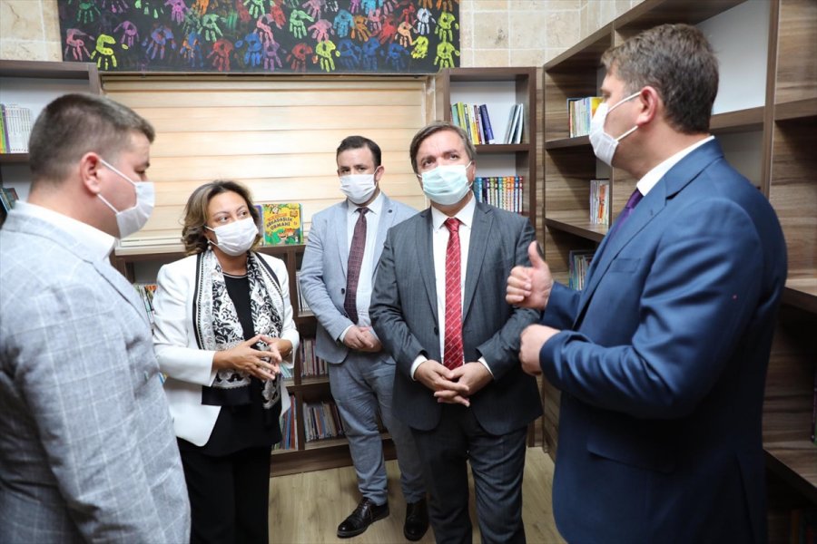 Kültür Ve Turizm Bakan Yardımcısı Yavuz, Aksaray'daki Millet Kıraathanesinin Açılış Törenine Katıldı: