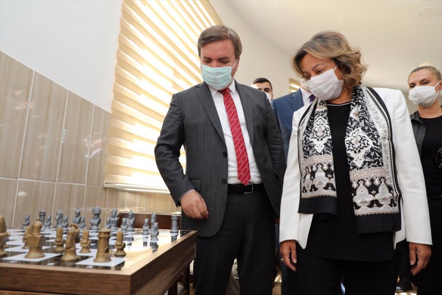 Kültür Ve Turizm Bakan Yardımcısı Yavuz, Aksaray'daki Millet Kıraathanesinin Açılış Törenine Katıldı: