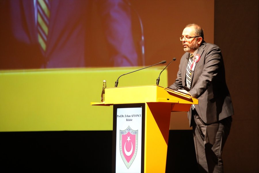 Cumhurbaşkanı Erdoğan, Mezuniyet Töreninde Kurmay Subaylara Hitap Etti: