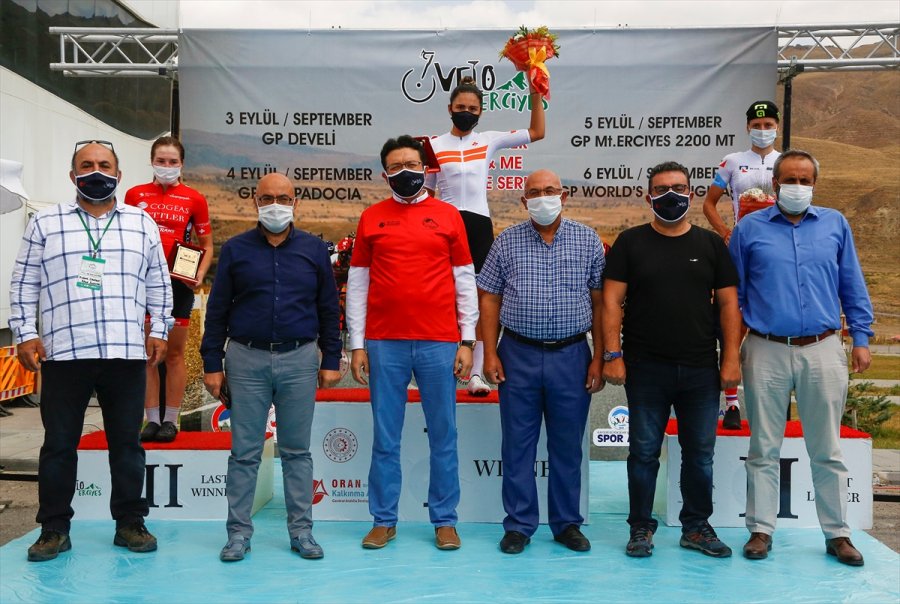 Erciyes Uluslararası Yol Ve Dağ Bisikleti Yarışları Başladı