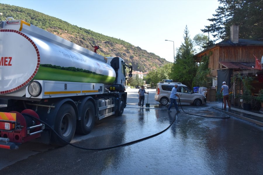Kızılcahamam’da Temizlik Çalışması Yapıldı