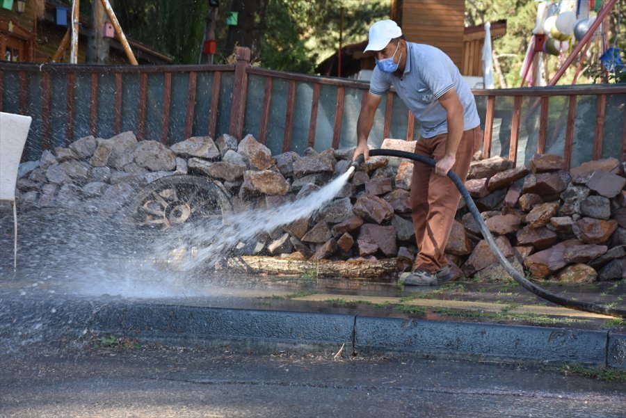 Kızılcahamam’da Temizlik Çalışması Yapıldı