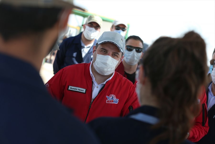 Sanayi Ve Teknoloji Bakanı Varank, Teknofest Roket Yarışlarını İzledi