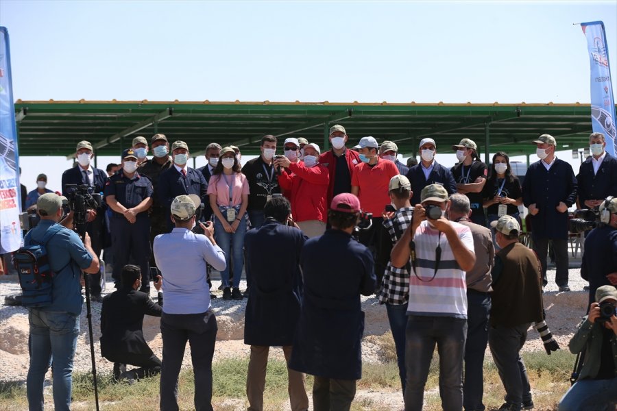 Sanayi Ve Teknoloji Bakanı Varank, Teknofest Roket Yarışlarını İzledi