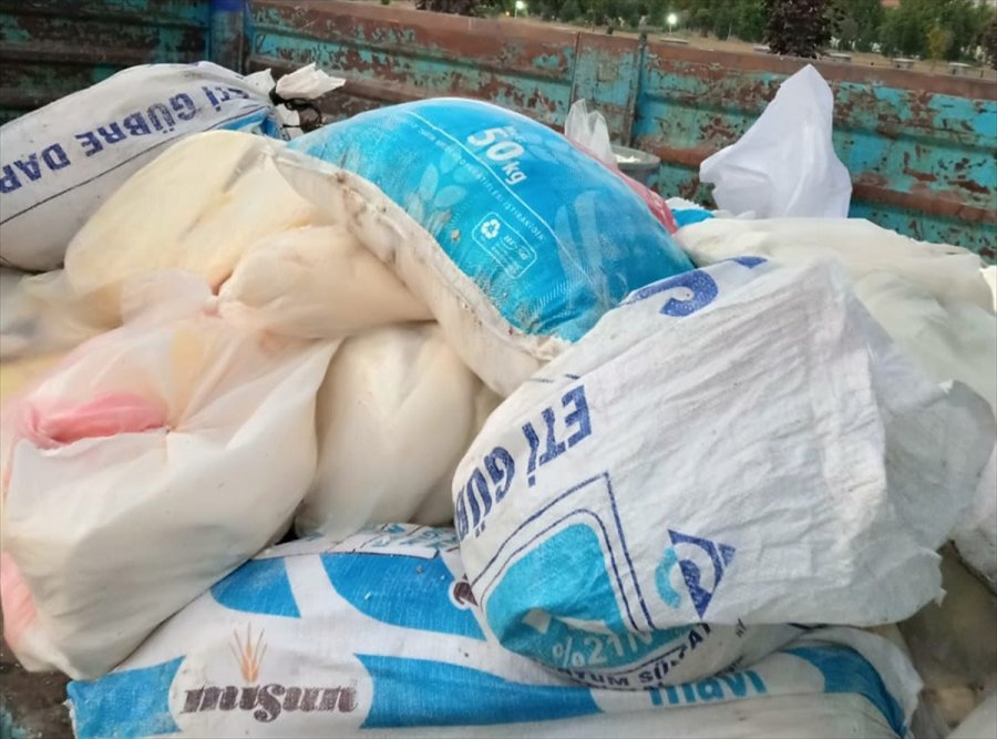 Kayseri'de Sağlıksız 1,5 Ton Süt Ürünü İmha Edildi