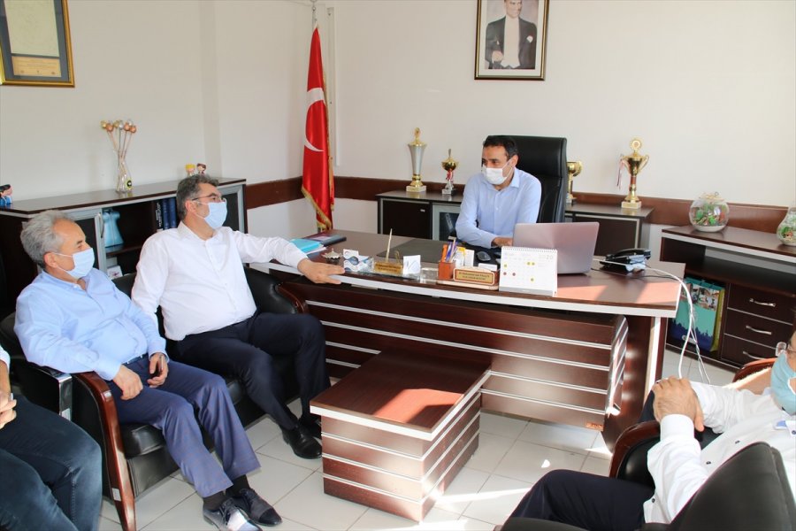 Erdem Ve Akkaya'dan Sağlık Çalışanlarına Ziyaret