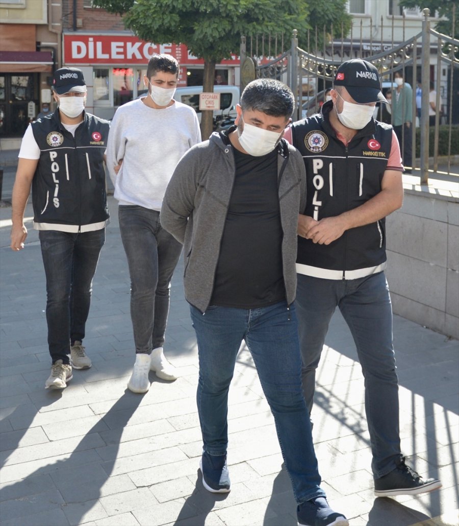 Eskişehir'de Drone Destekli Uyuşturucu Operasyonunda 8 Gözaltı