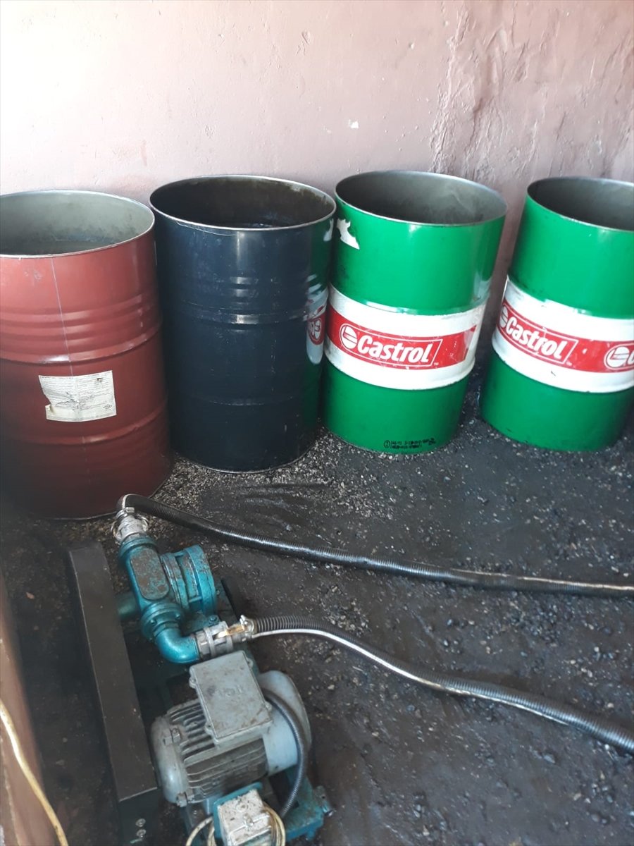 Niğde'de 8 Ton Kaçak Akaryakıt Ele Geçirildi