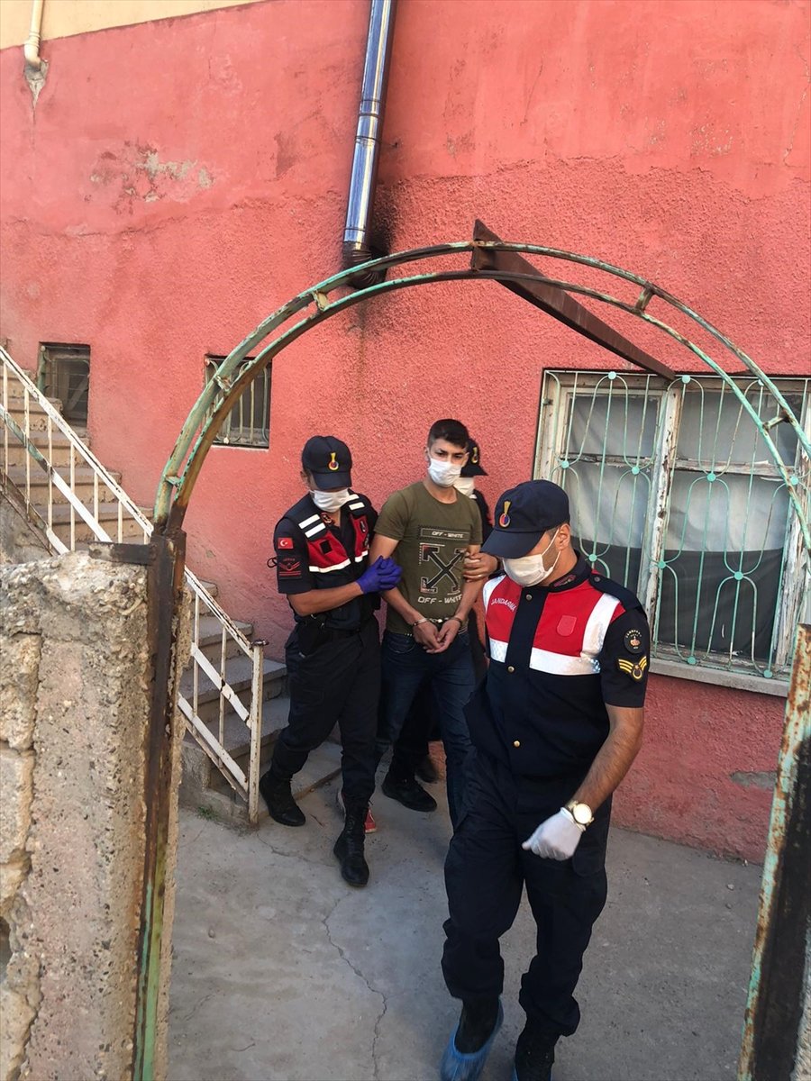 Kayseri'de Deaş Operasyonunda Yabancı Uyruklu İki Kuzen Yakalandı