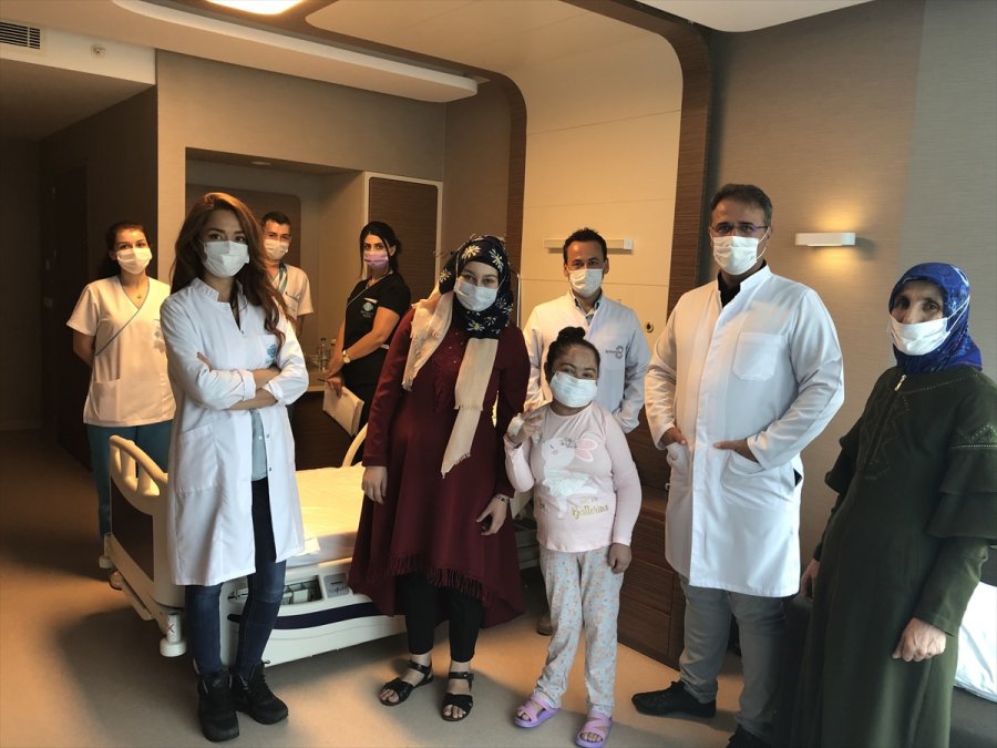 Çocukluğundan Beri Diyalize Giren Kadın Kardeşinin Böbreğiyle Şifa Buldu