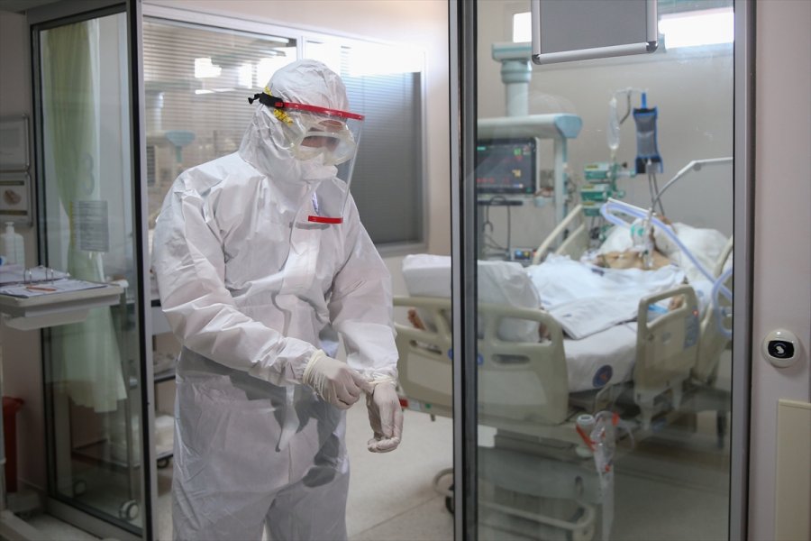 Fedakar Sağlık Çalışanları 