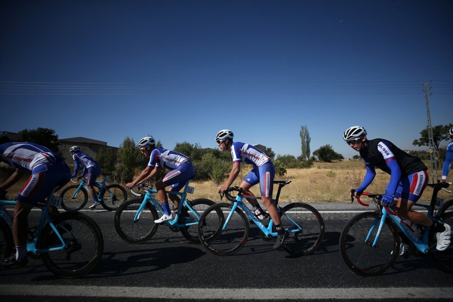 Yabancı Bisikletçiler Erciyes Dağı'na Hayran Kaldı