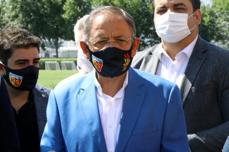 Ak Parti Genel Başkan Yardımcısı Özhaseki'den Kayserispor'a Ziyaret