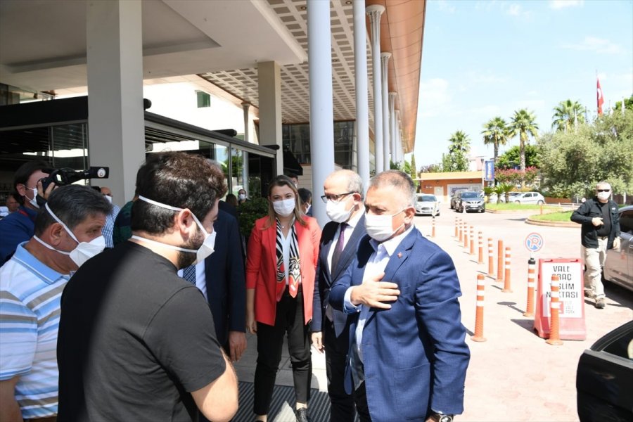 Antalya Valisi Yazıcı, Başkan Böcek'in Sağlık Durumunu Sordu