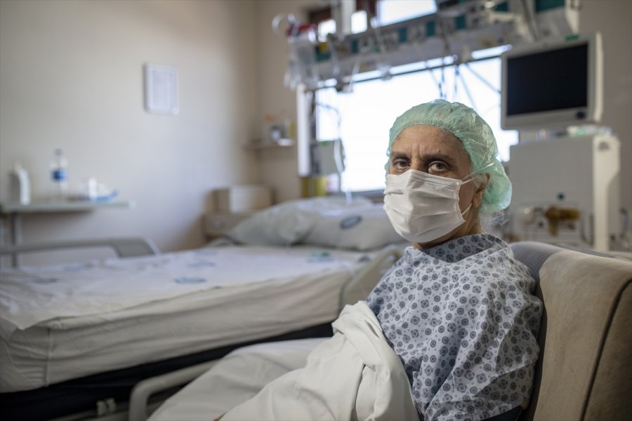 Kovid-19'u Yenen Hasta, Down Sendromlu Torununa Kavuşacağı Günü Bekliyor