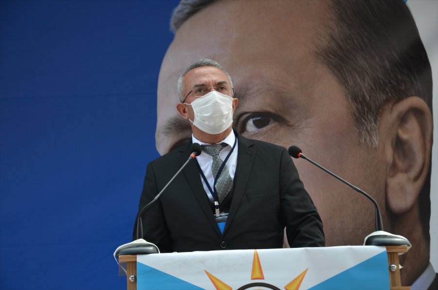 Karaman'da Ak Parti Merkez İlçe Kongresi Yapıldı