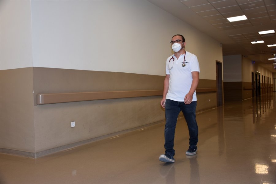 Doktorlar Kovid-19'la Savaşı Anlatıyor - 